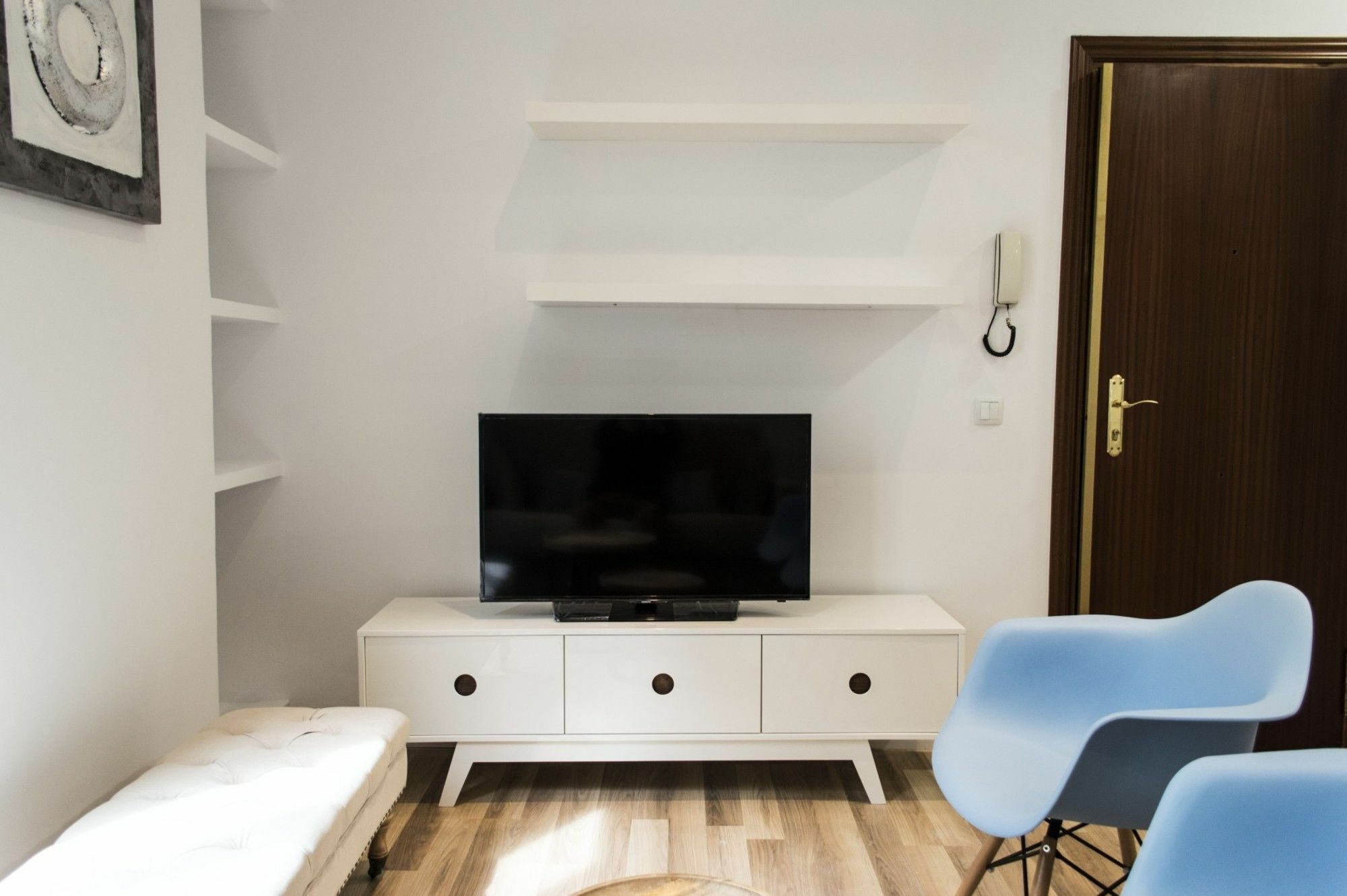 Moderno Diseno Centro Sol 1 Madrid